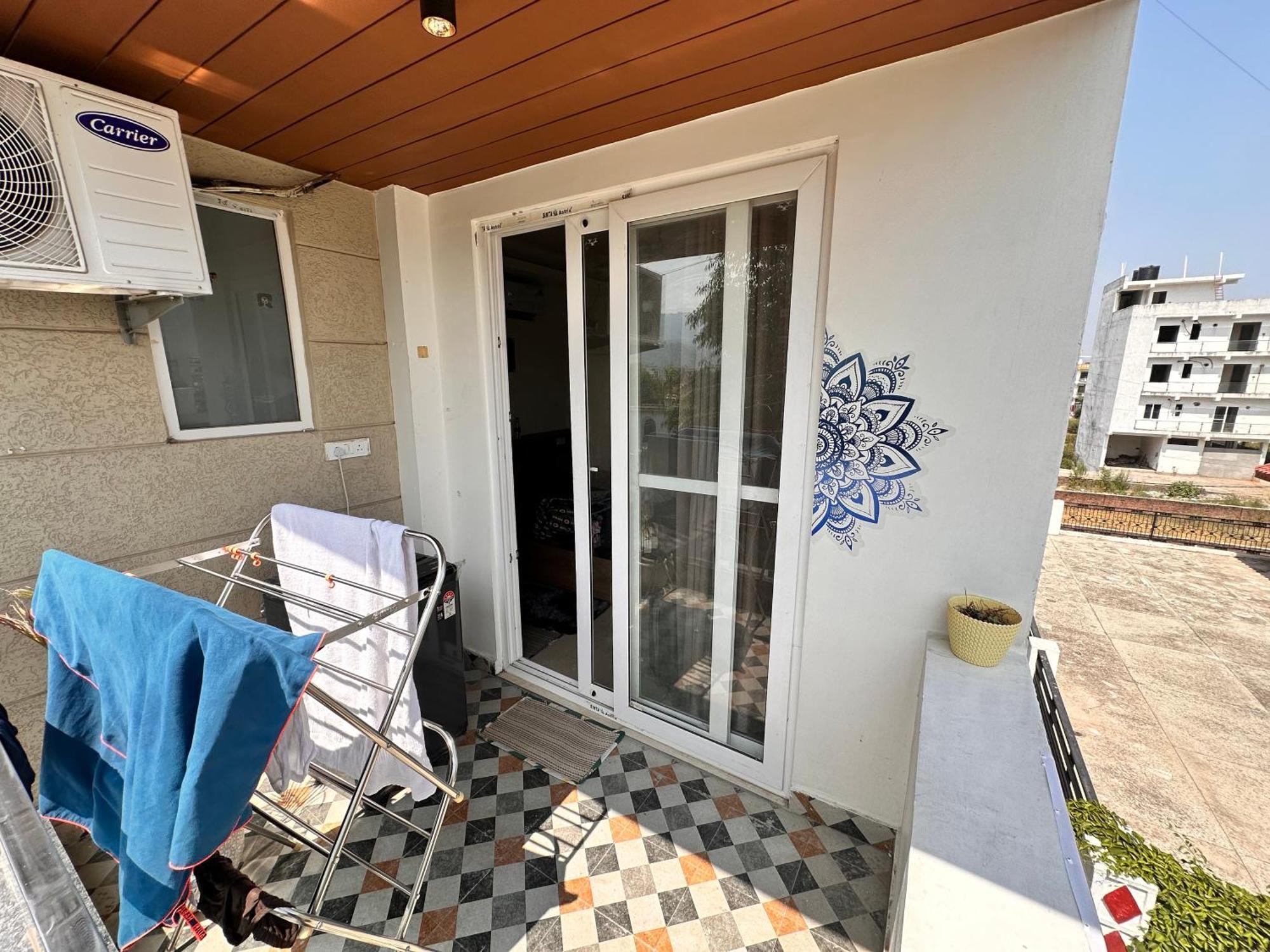 הוילה Yoga Retreat At The Ganges In רישיקש מראה חיצוני תמונה